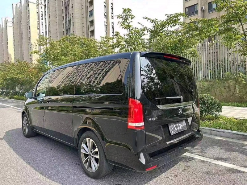 苏州22年奔驰V5