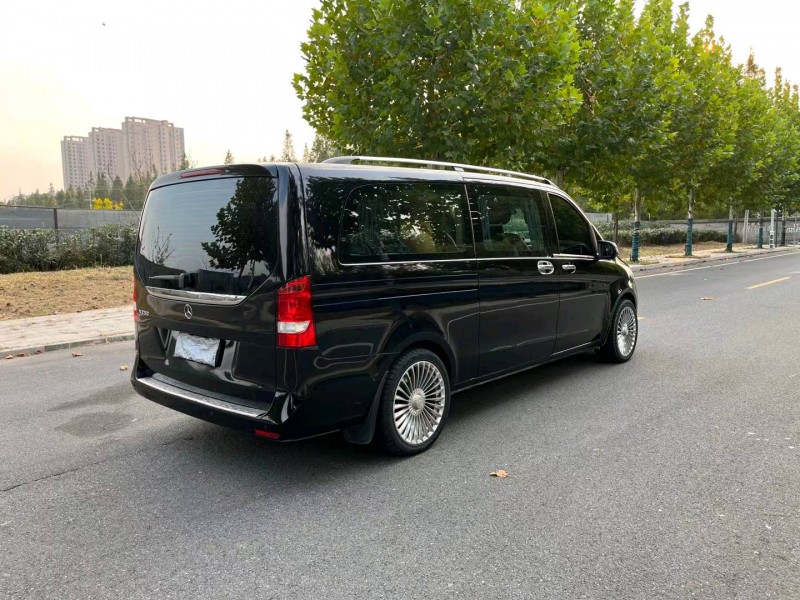 徐州19年奔驰V8