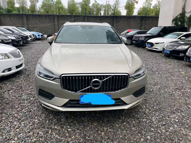重庆18年沃尔沃XC601