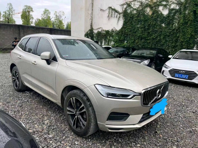重庆18年沃尔沃XC602