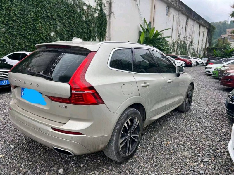 重庆18年沃尔沃XC605