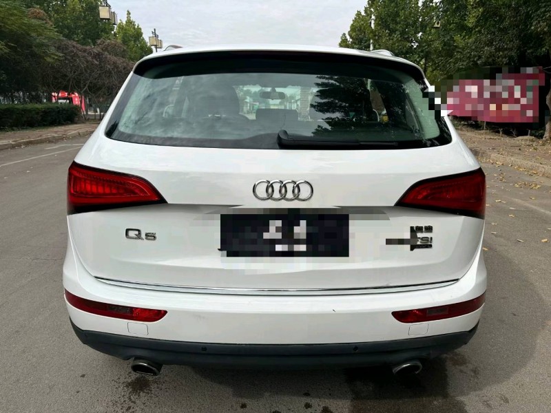 济宁16年奥迪Q59