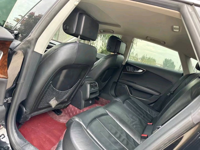 济宁13年奥迪A7L6