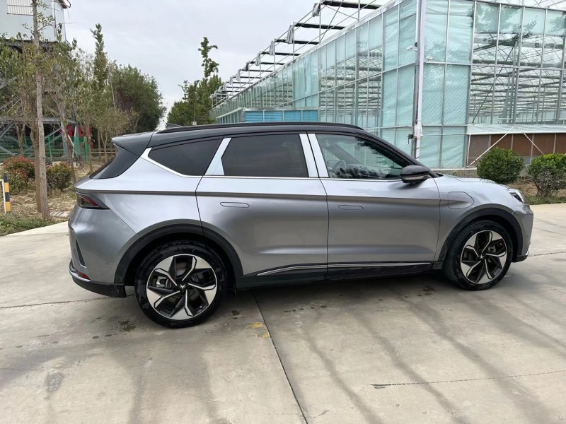 济宁23年极狐汽车阿尔法4