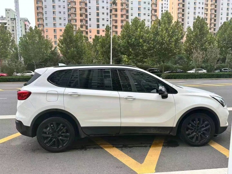 邢台20年别克昂科威2