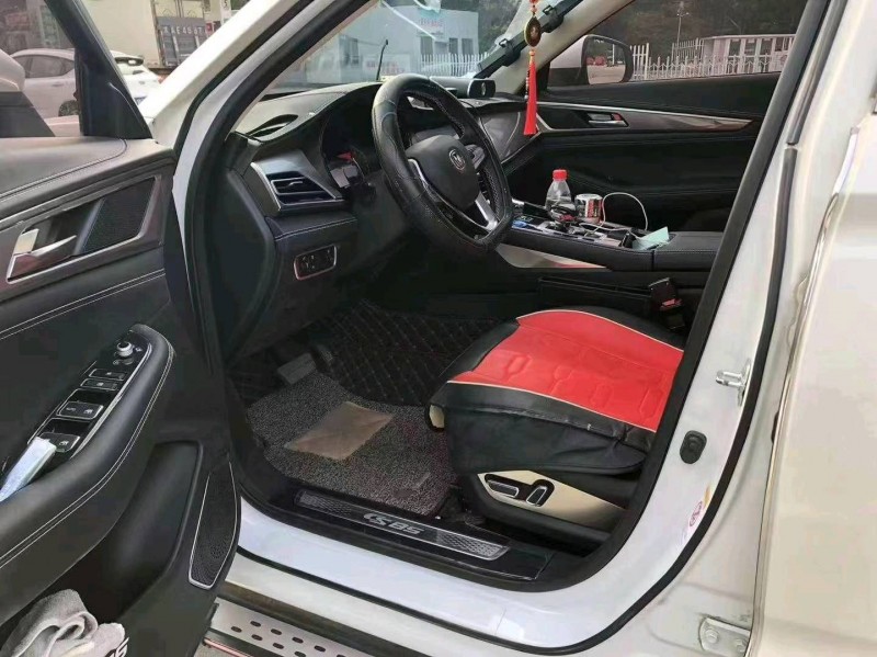 泉州19年长安汽车CS855