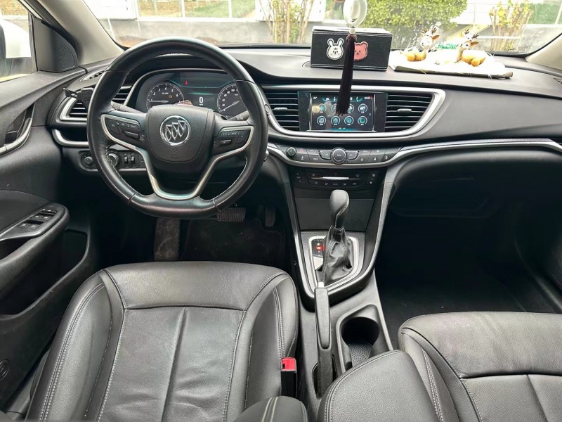 济宁20年别克英朗GT8