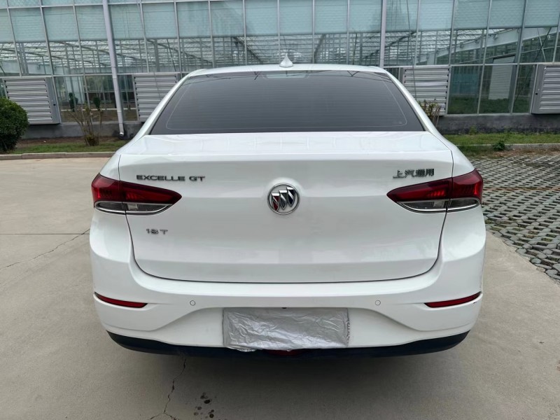 济宁20年别克英朗GT9