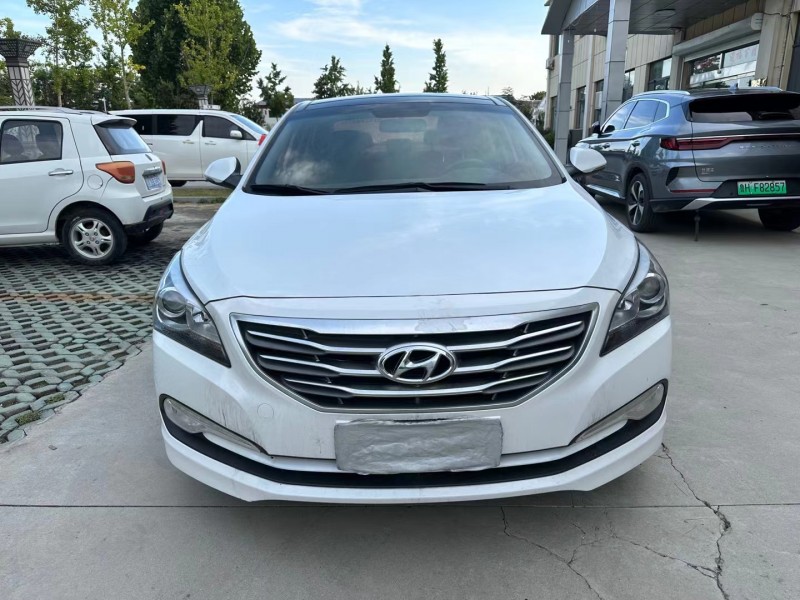 济宁17年现代名图1