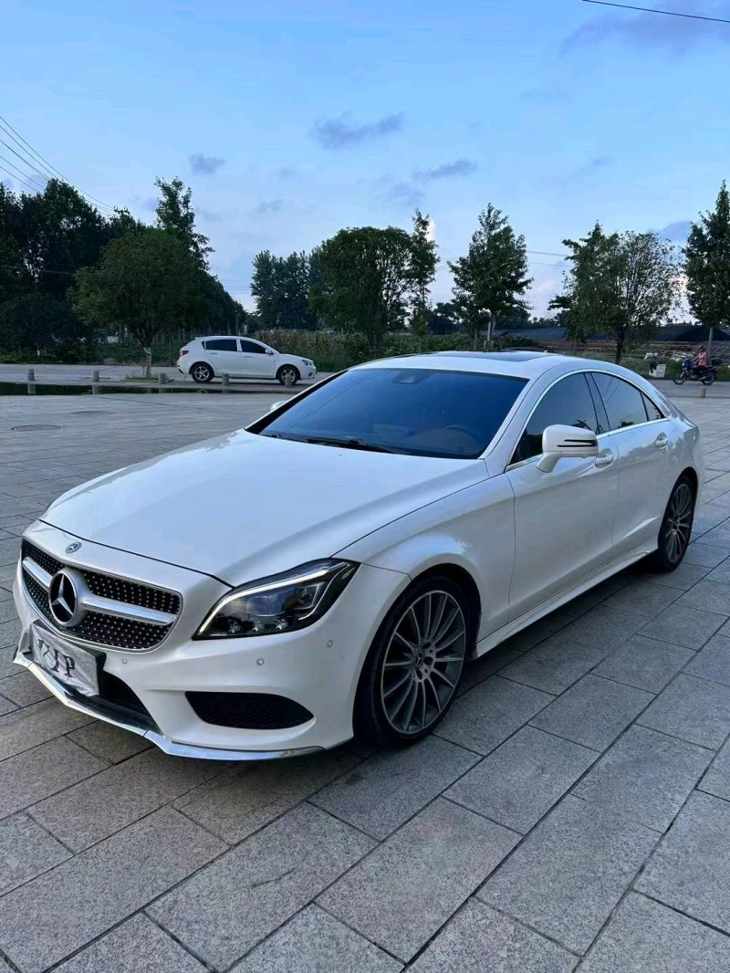 宜昌17年奔馳CLS4