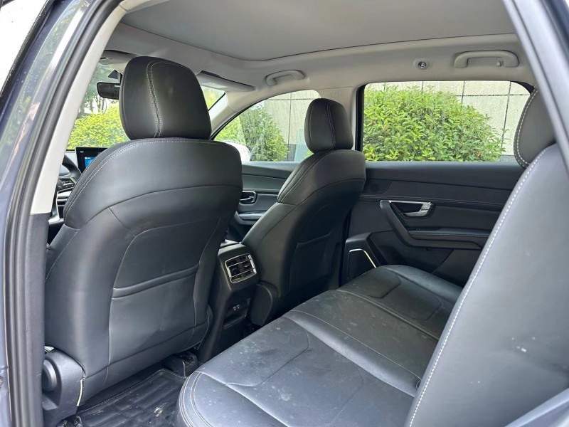 济宁21年比亚迪宋6