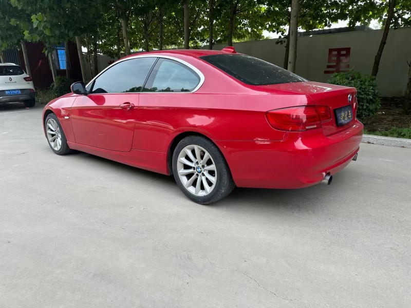 济宁13年宝马3系5