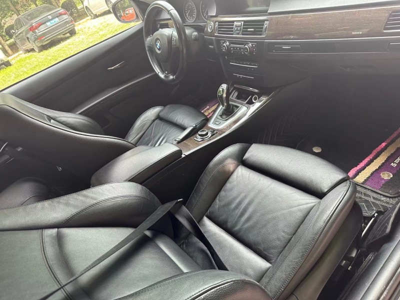 济宁13年宝马3系6