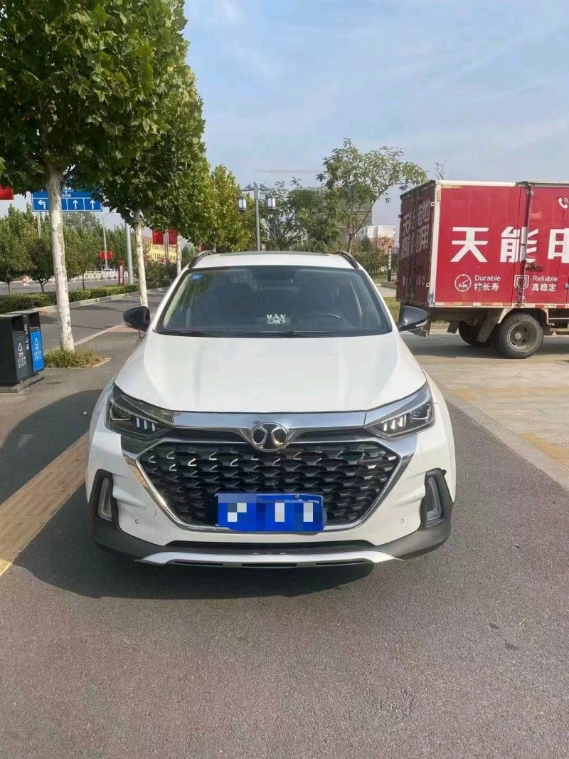 潍坊18年北汽绅宝智行1