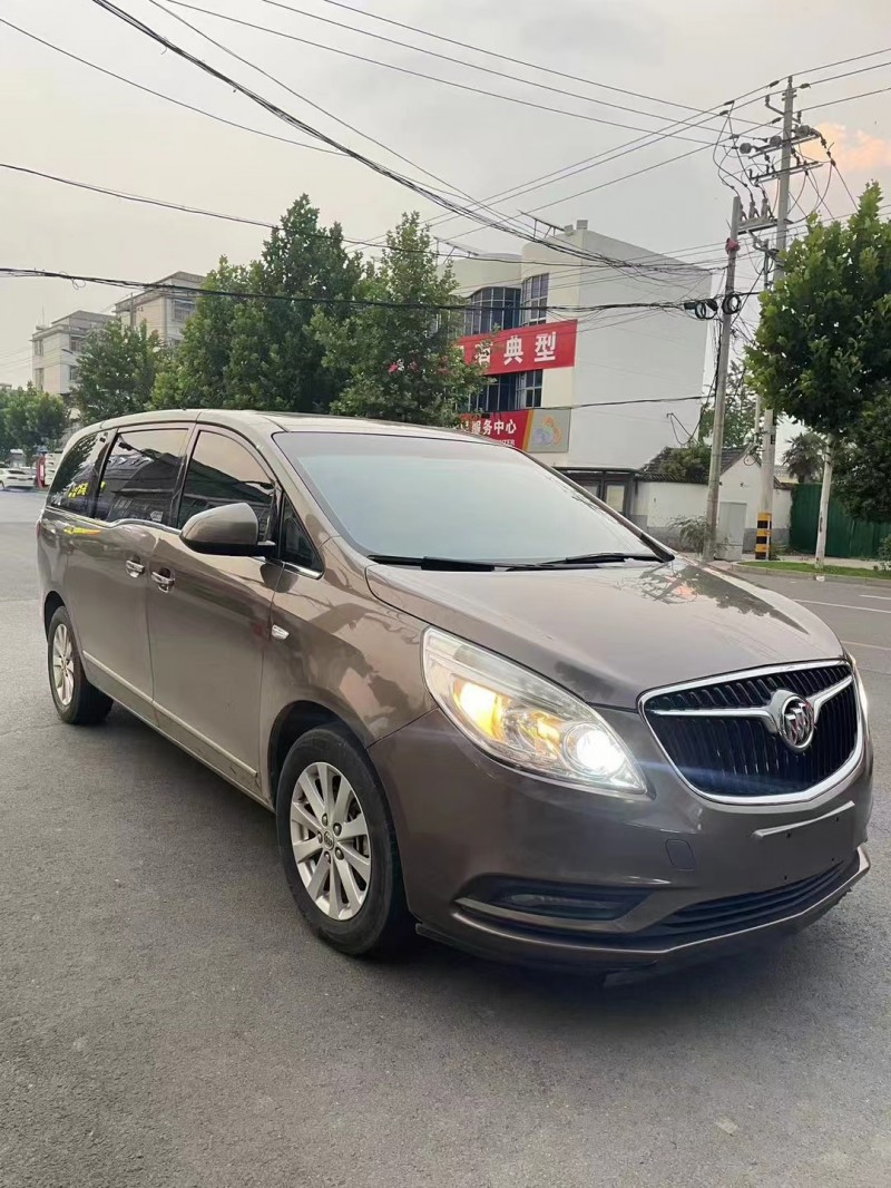 徐州17年别克GL83