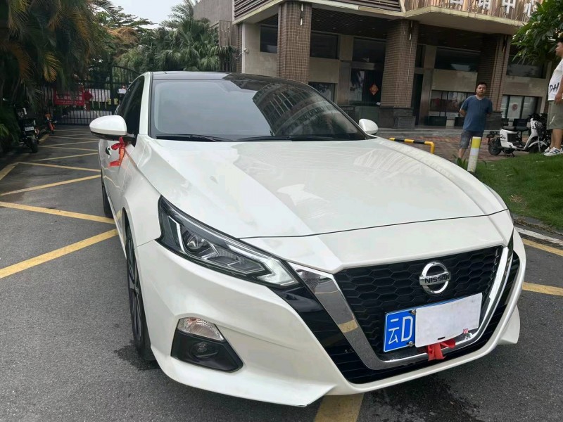 佛山23年日产天籁3