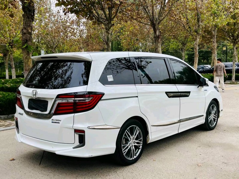 聊城19年本田艾力绅4