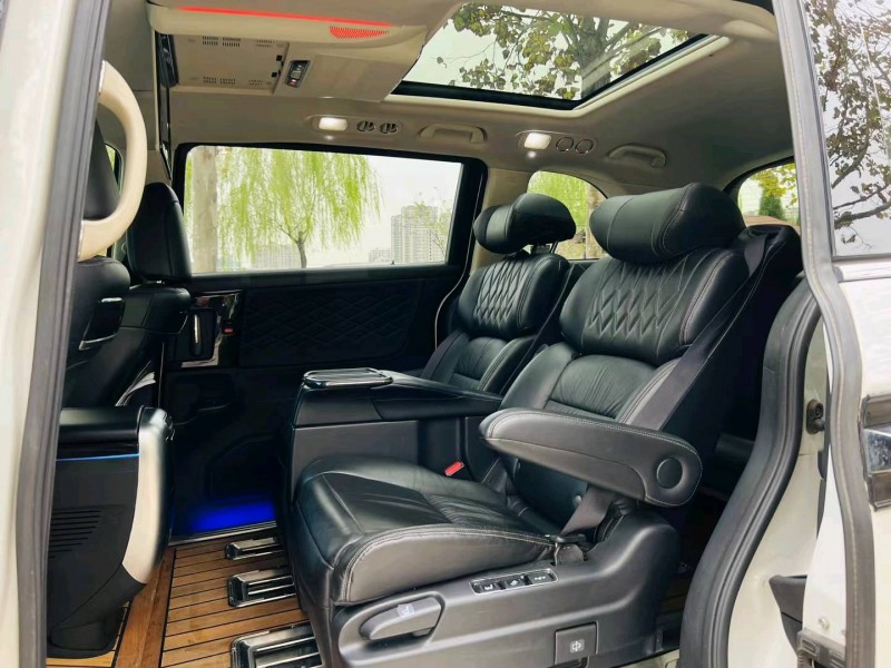 聊城19年本田艾力绅8