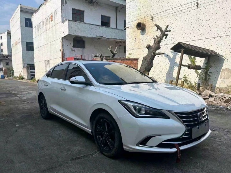 嘉兴20年长安汽车逸动3