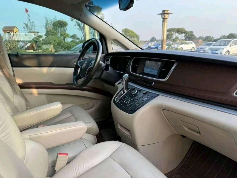 枣庄16年别克GL85