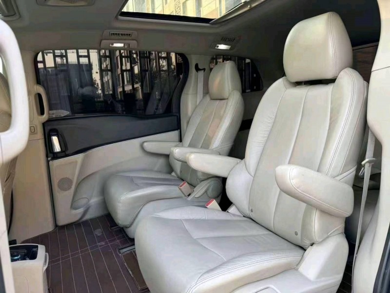 枣庄16年别克GL88