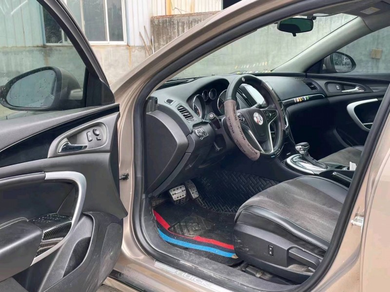 枣庄16年别克君威9