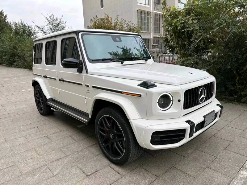 东营23年奔驰G8