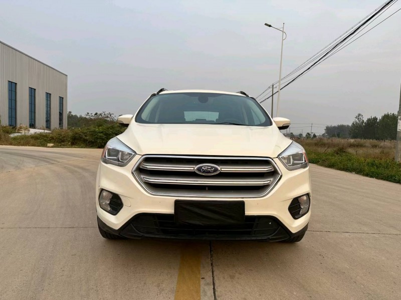 徐州17年福特翼虎1