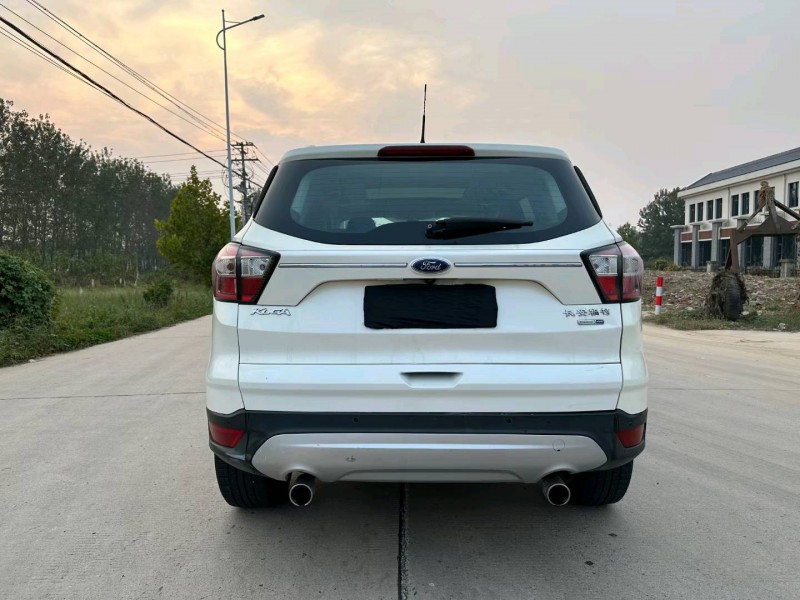 徐州17年福特翼虎5