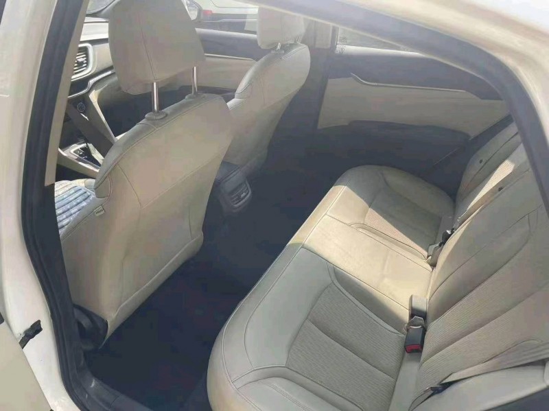 东营16年别克英朗5