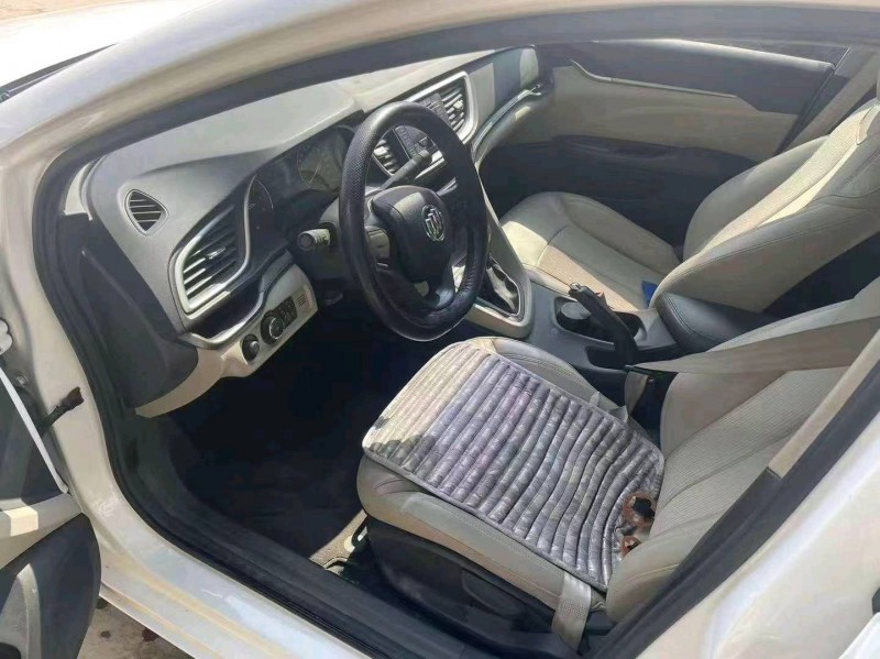 东营16年别克英朗9