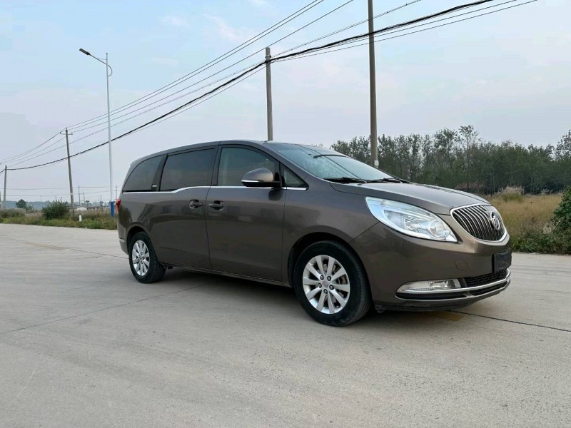 徐州16年别克GL82