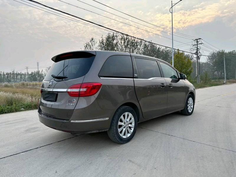 徐州16年别克GL88