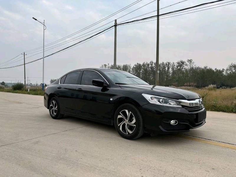 徐州18年本田雅阁2