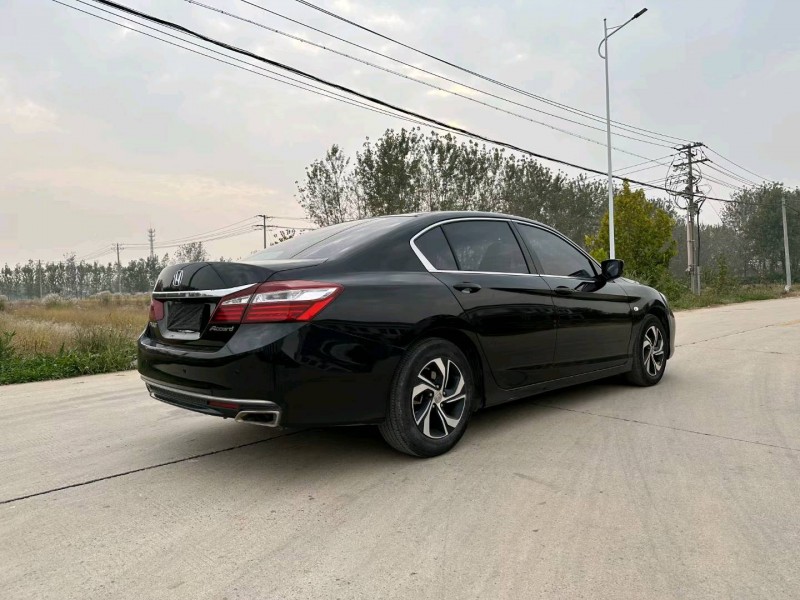 徐州18年本田雅阁8