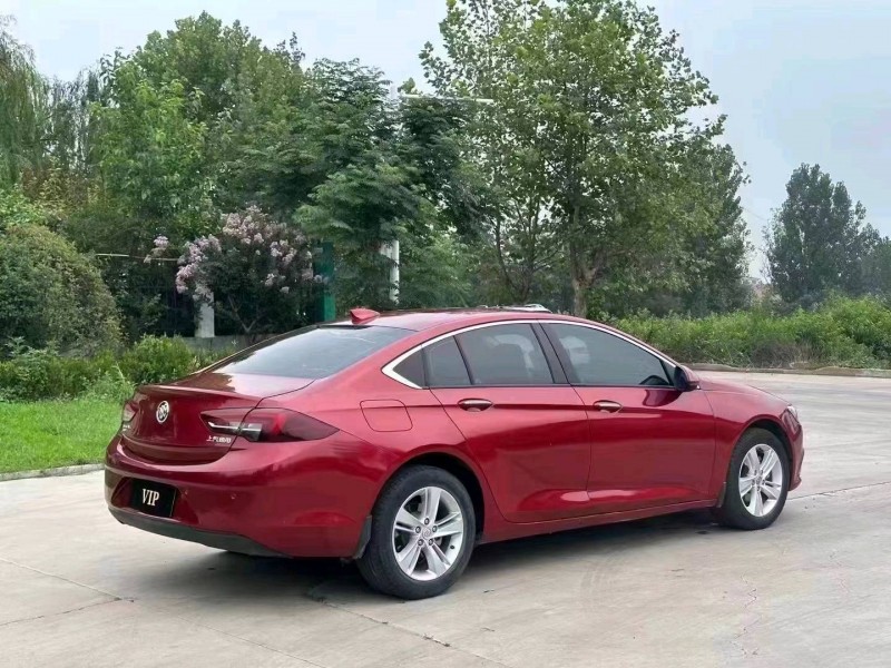 东营18年别克君威7