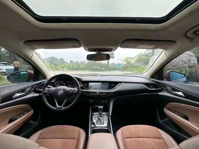 东营18年别克君威8