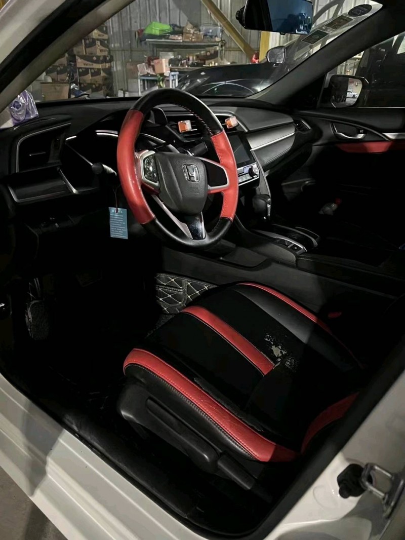 珠海18年本田思域4