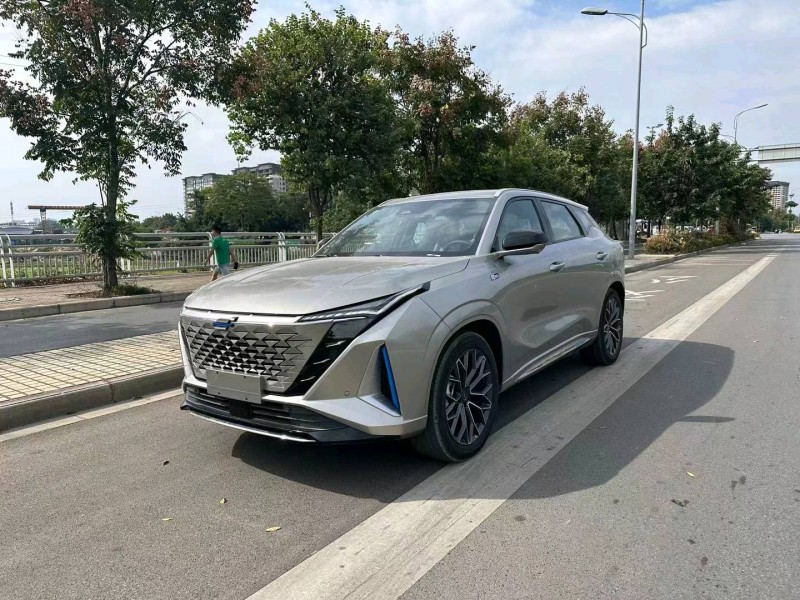 嘉兴23年长安汽车欧尚9