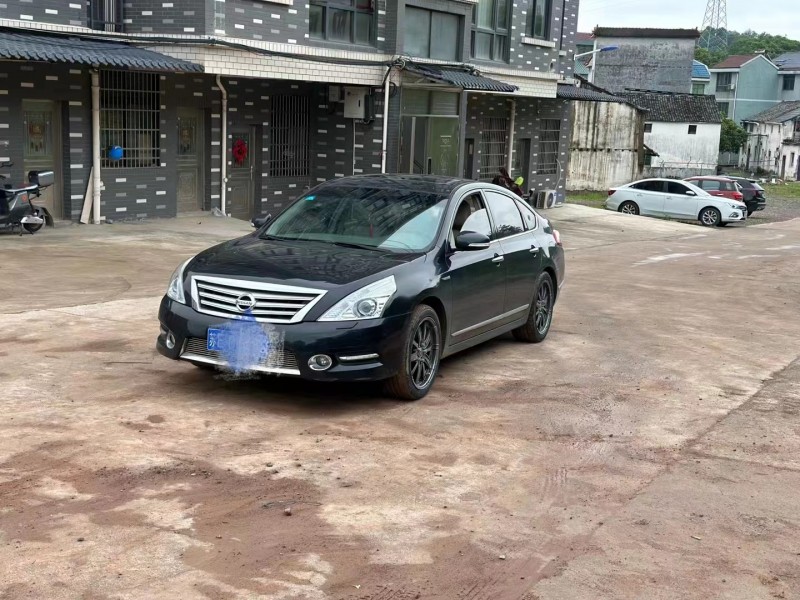 金華13年日產天籟2