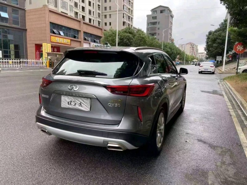 衡阳19年英菲尼迪QX503