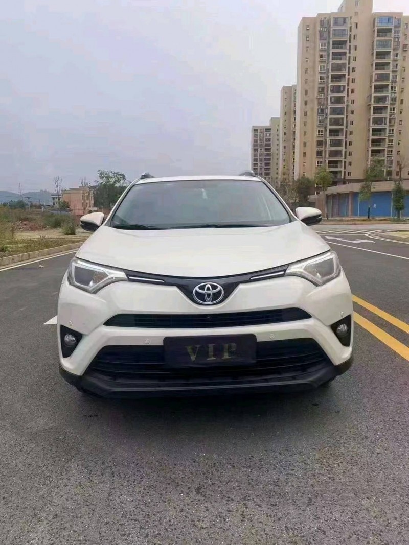 衡阳19年丰田RAV4荣放1