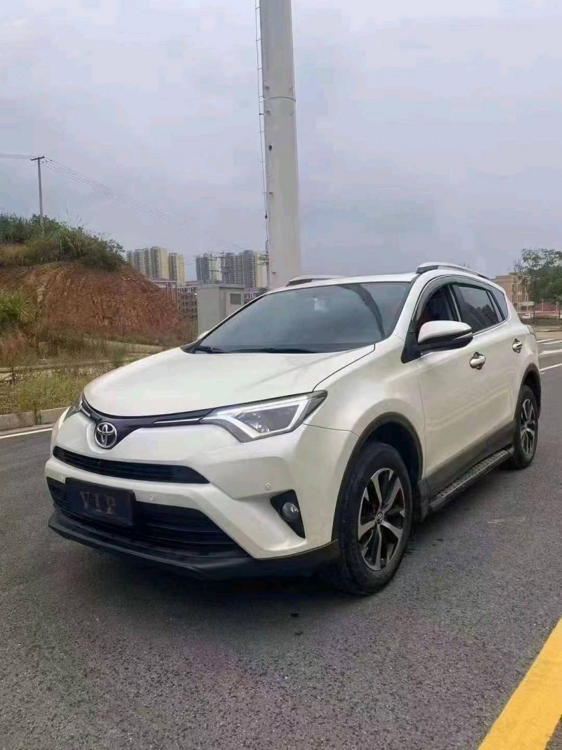衡阳19年丰田RAV4荣放2