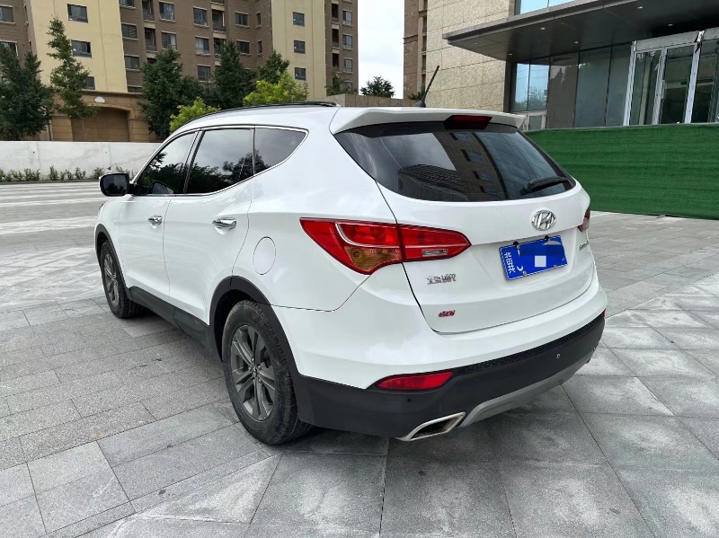 廊坊13年现代新胜达3