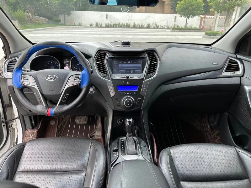 廊坊13年现代新胜达5