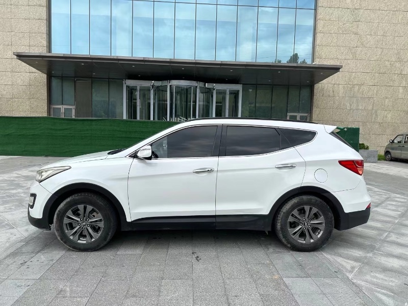 廊坊13年现代新胜达9