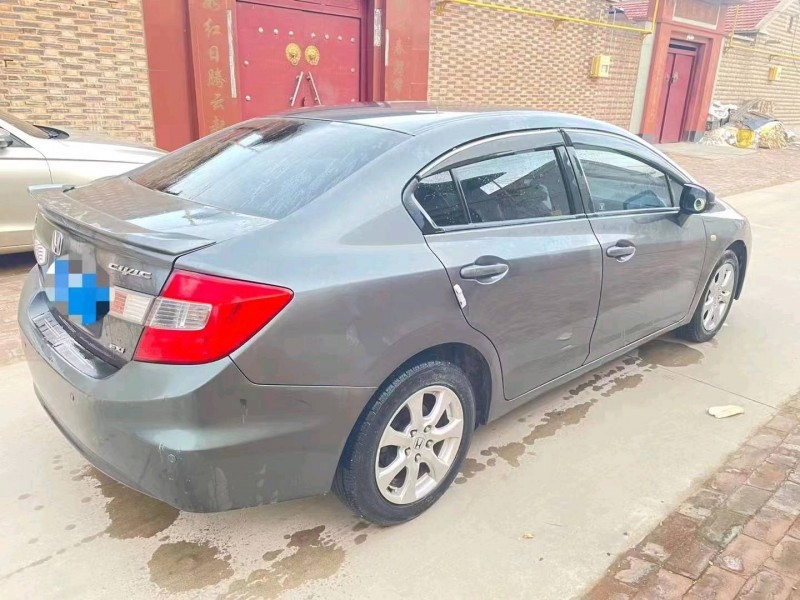 邢台12年本田思域3