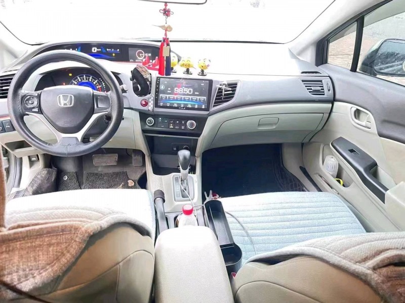 邢台12年本田思域4