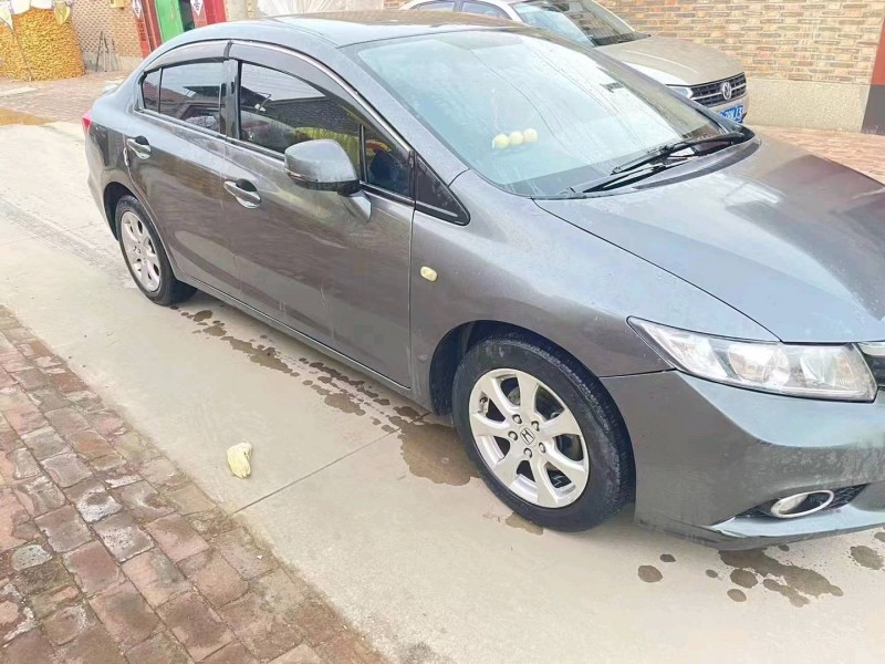 邢台12年本田思域8