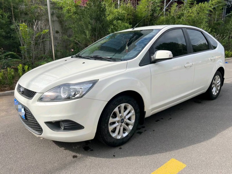 淄博16年福特福克斯2